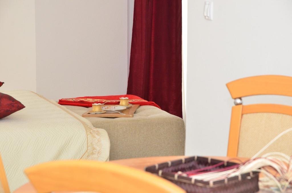 Apartments Casa Pineta Ulcinj Værelse billede